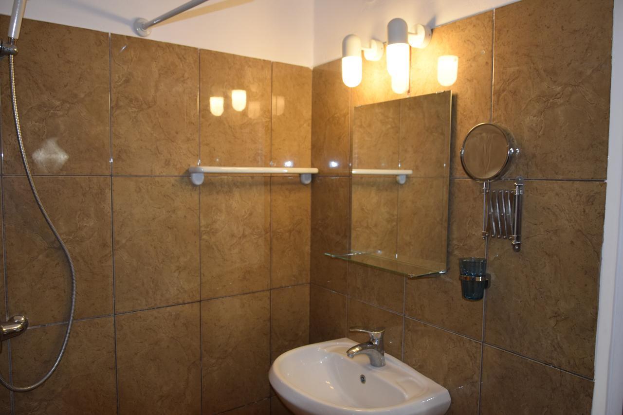 Zotos Apartment Химара Экстерьер фото