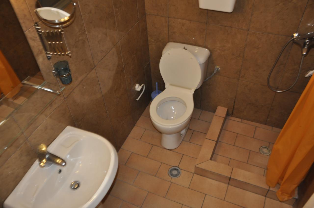 Zotos Apartment Химара Экстерьер фото